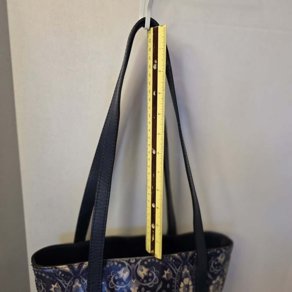 Blue Floral Tote Bag - Women’s Shoulder Bag - Picture 8 of 15